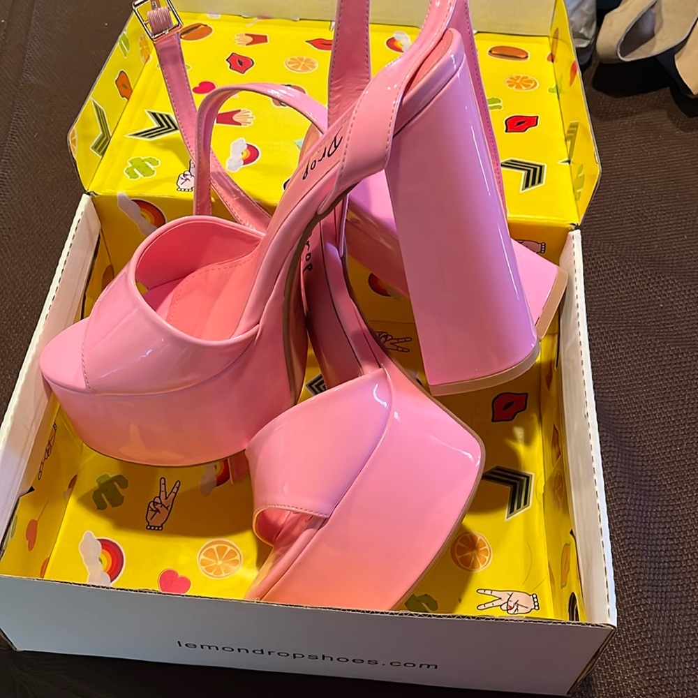 Women’s Lemon Drop Pink heels